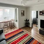 Apartament 2 Room, Messe Flat, Full Kitchen, Garden